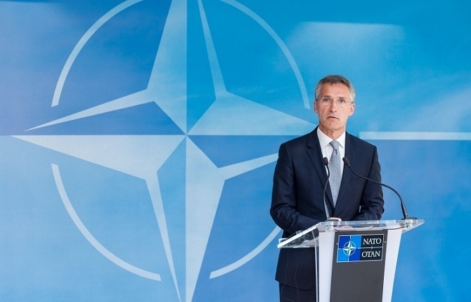 El secretario general de OTAN llamó a evitar la violencia en la regulación del conflicto de Alto Karabaj